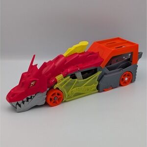 Hot Wheels City Dragon Launch Transporter Car Hauler Launcher GTK42 2022 Vehicle